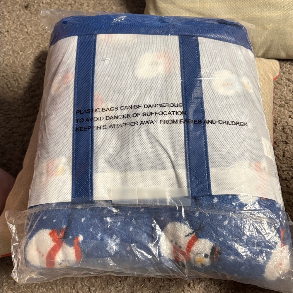 Snowman Blanket and Socks in a Canvas Bag New